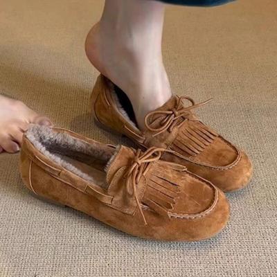 Модные женские туфли на плоской подошве с круглым носком в стиле ретро 2024 года, новые удобные и теплые зимние слипоны, стильные и прочные женские повседневные мокасины