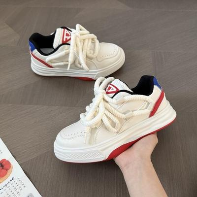 Модные женские кроссовки Лето 2025 Теннисные женские туфли Платформа Женская обувь Новые кроссовки Толстая подошва Модные розы Повседневные Весенние ПУ Лак