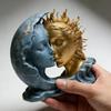 Фигурка «Голубая Луна Золотое Солнце» Современная Арт-Скульптура Коллекционные Предметы Настольное Украшение для Юбилея