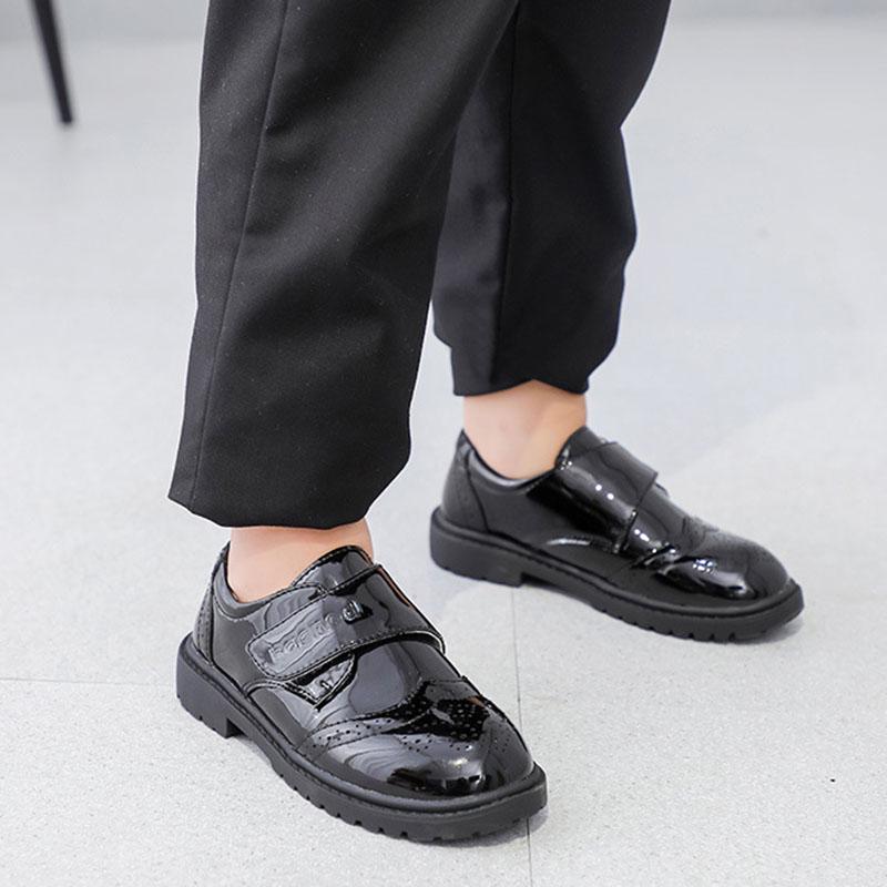 Детская кожаная обувь; свадебные модельные туфли для мальчиков и девочек; брендовая детская черная обувь для выступлений; джентльменские официальные кроссовки на танкетке