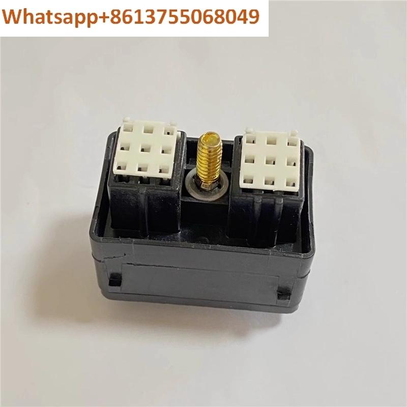5810118023 автомобильный разъем жгута проводов штекер 18-контактный female terminal sheath connector оригинальный подлинный