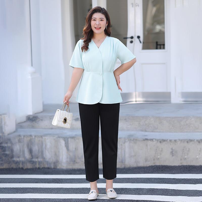 Plus-size Women's Summer V-neck Short-sleeved Shirt Slimming Concealing The Belly Cinching The Waist Stylish and Thin Top