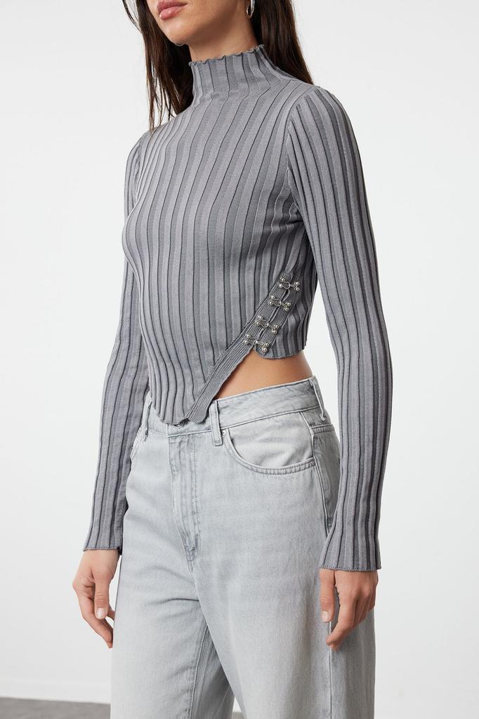 Женский свитер в элегантном стиле, черный трикотажный свитер с супер укороченным высоким воротником