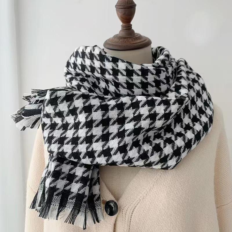 Korean Fashion Versatile Black White Plaid Scarf for Women Classic Winter Thick Warm Soft Cashmere Feel Scarves Windproof Shawl