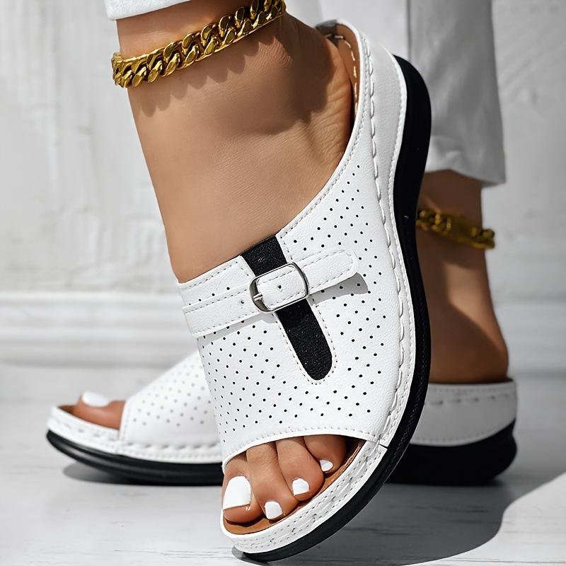 Shoes with Hollowed Out Fish Mouth Button and Sloping Heel Sandals