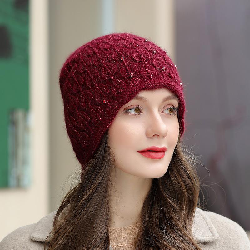 Новая зимняя шапка, теплая шапка-бини для женщин, элегантная вязаная шапка с жемчужным украшением, подарок для женщин