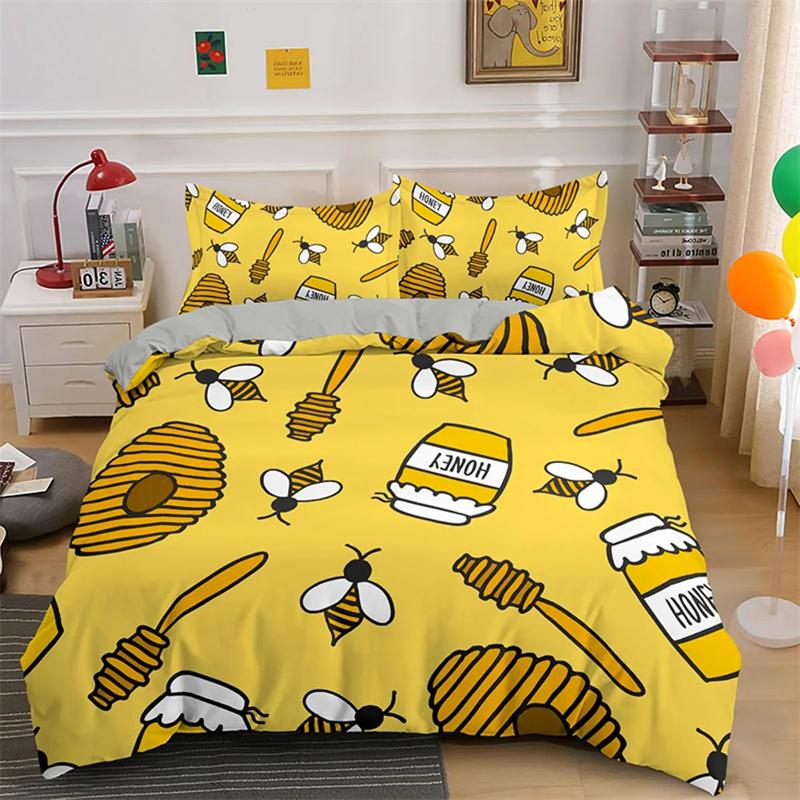 Cartoon Bee Duvet Cover Lovely Yellow Flying Animals Theme for Kids Boys Girls Gifts Women Beautiful Flowers Bedroom Decoration