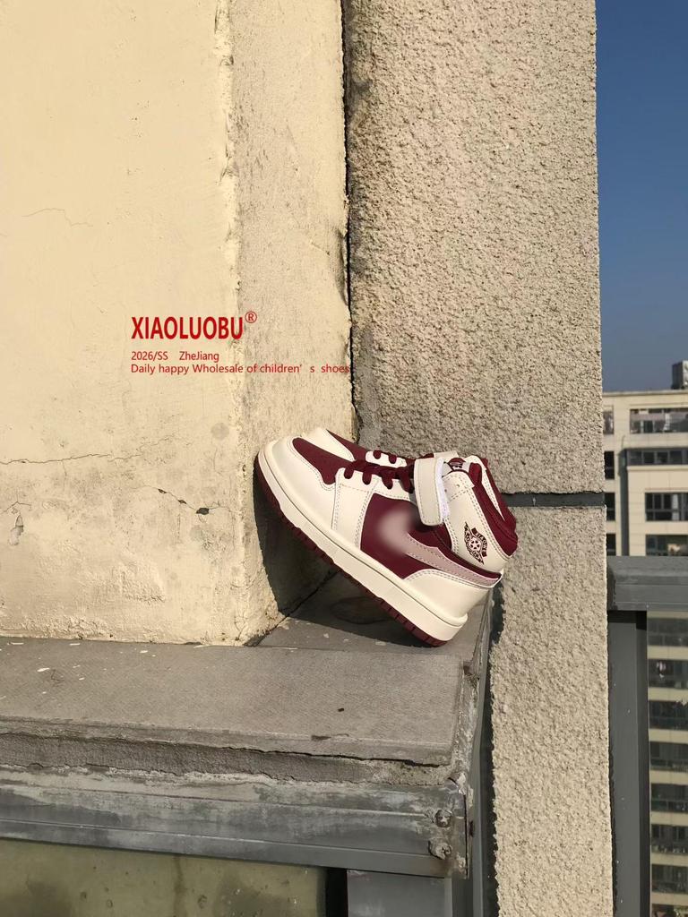 Модные нескользящие спортивные кроссовки для детей - Весна/Осень 2026, Удобный стиль AJ Board для мальчиков и девочек.