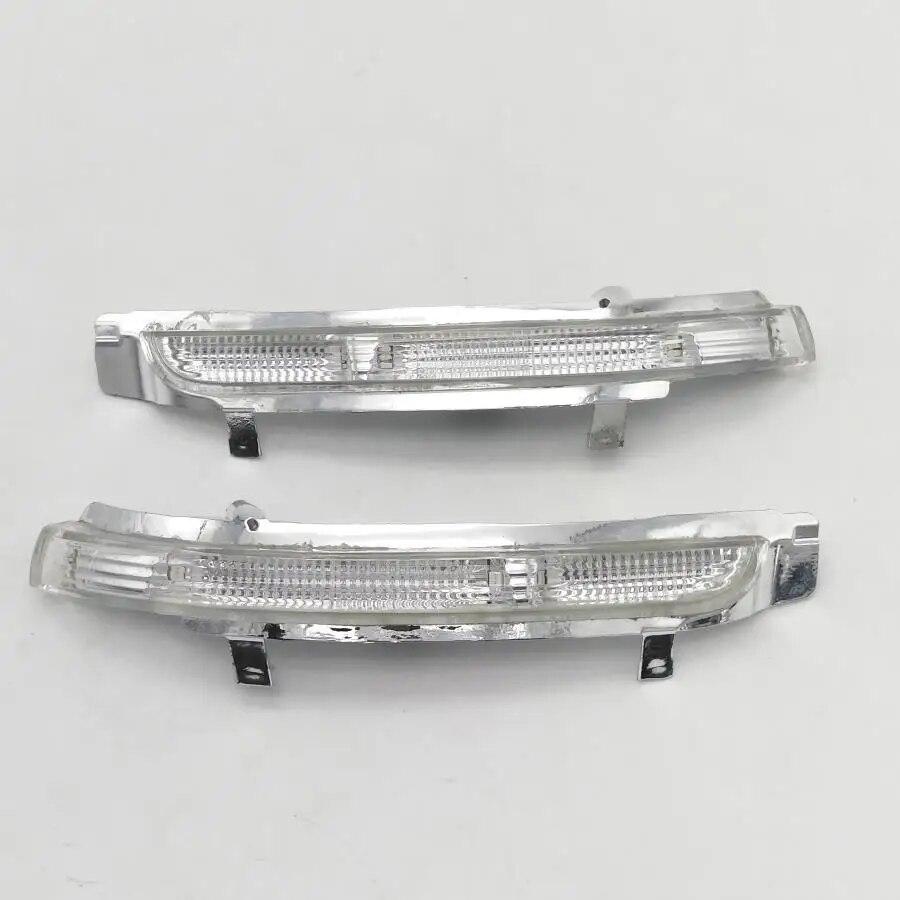 Pair For Skoda Octavia A5 A6 Sedan Combi 2009 2010 2011 2012 2013 Car-Stying Rear Mirror LED Turn Signal Indicator Light Lamp