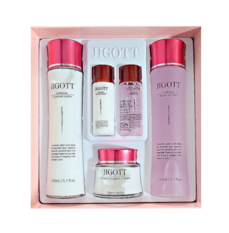 Jigott Набор средств по уходу за кожей Essence Moisture – тонер, эссенция и увлажняющий крем