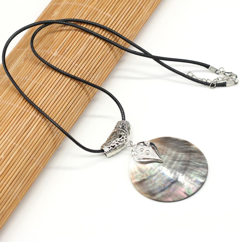 Ожерелье с круглой ракушкой из натуральных ракушек, кулон из перламутра с кожаной веревочной цепочкой, ожерелья для женщин и мужчин, качественные ювелирные изделия, колье, подарки