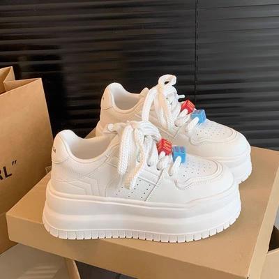 Женская обувь – Кроссовки