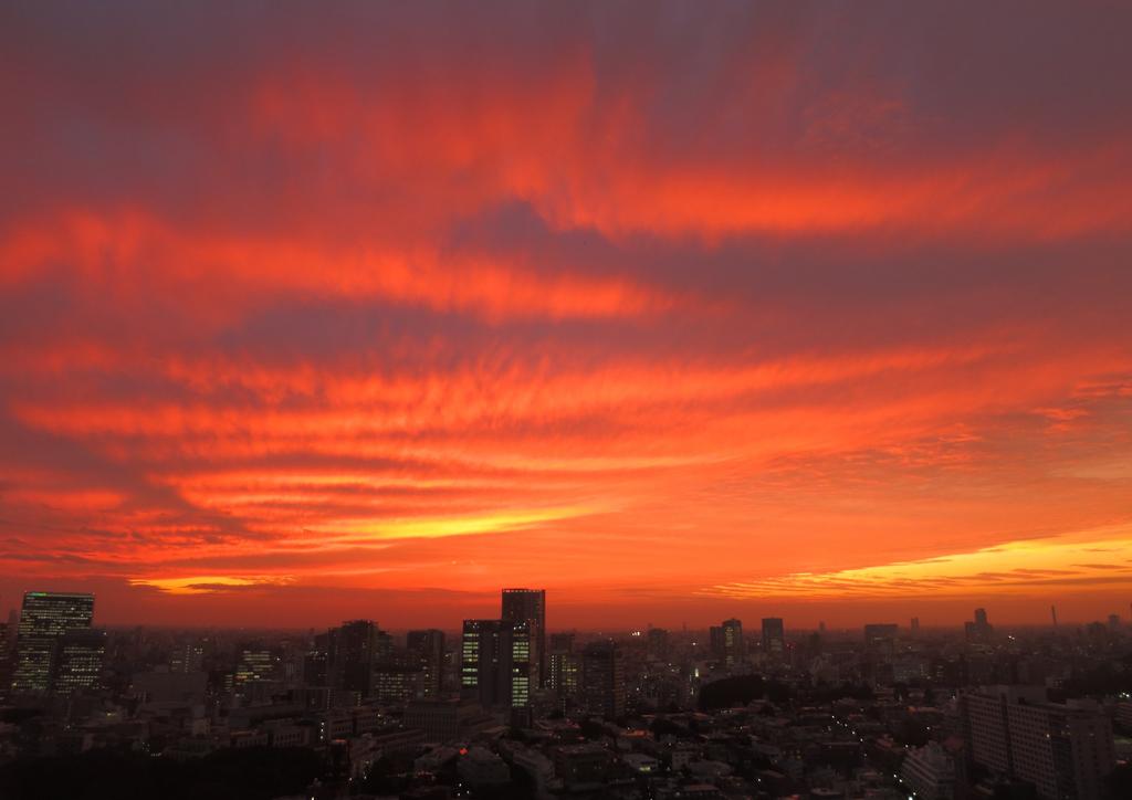 Canon PowerShot S100 Silver Digital Camera with 24mm Wide 5x Optical and a TFT LCD Color Monitor (PSS100(SL)) 12.1 Megapixels, Angle, Zoom, 3.0-inch