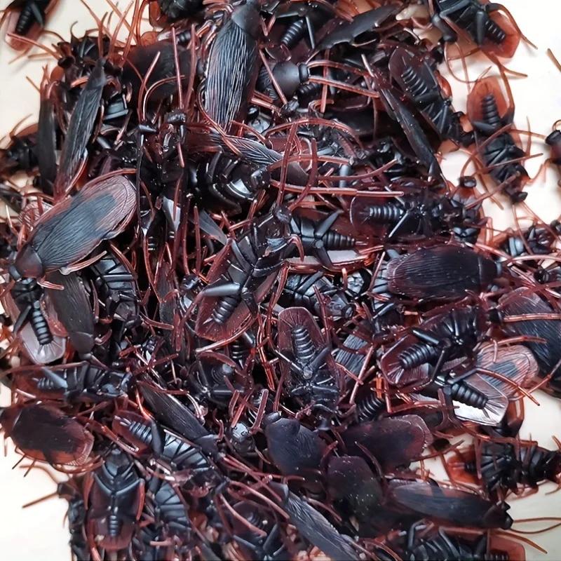 50/100pcs Realistic Fake Cockroaches Toy Set Prank Small Strong Plastic Bugs Halloween Party Festival Practical Joke Insect Toy