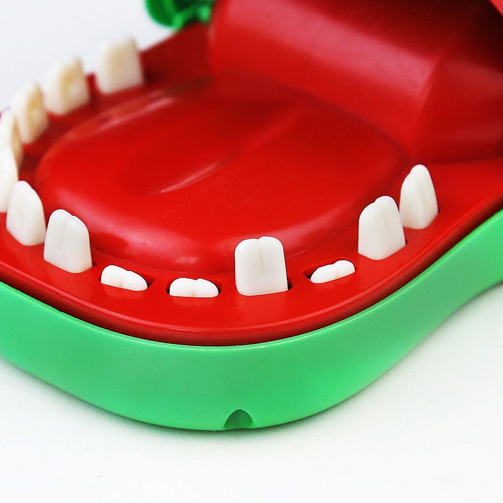 Mouth Children Gift Crocodile Scary Toy Biting Hand Alligator Bite Finger Game Alligator Keychains