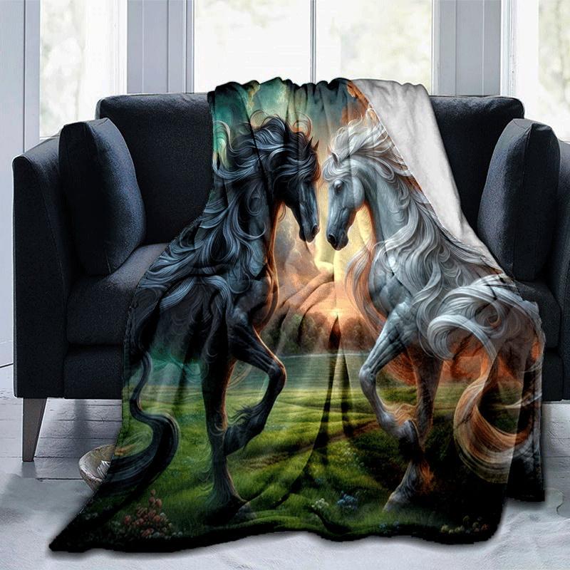 1pc Horse Printing Lightweight Flannel Blanket, Comfortable and Warm Blanket, for Camping Sofa Bed and Couch Office, Suitable for Gift Blanke