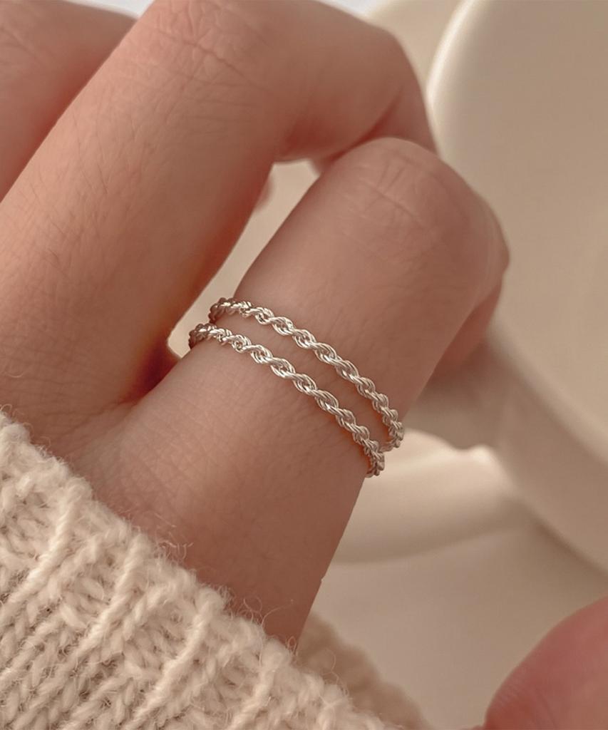 Helene Jewelry Серебряное кольцо с плетеной цепочкой-веревкой 925 пробы (Тип Б)
