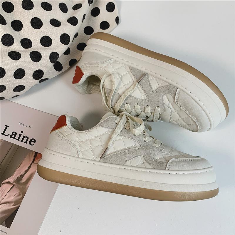 Дизайнерская обувь для женщин Зимние кроссовки для скейтбординга Белые туфли на танкетке Вулканизированная обувь Новая мода Весна Комфортная женская обувь на платформе