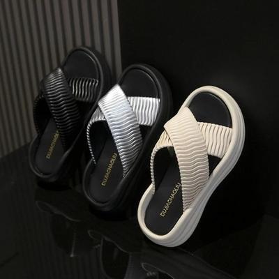 Модные летние тапочки женские плоские кожаные сандалии с круглым носком на толстой подошве с мягкой подошвой удобные и легкие тапочки без застежек