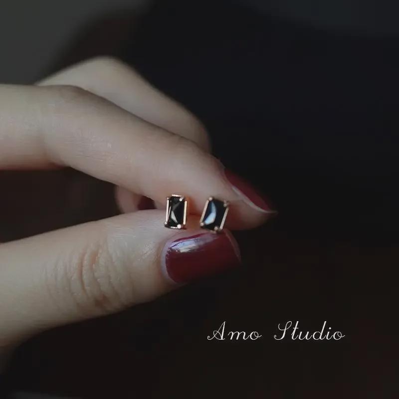 2022 High-End Black Agate Mini Sterling Silver Earrings for Women