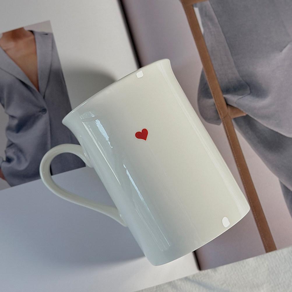 290Ml Lovely Porcelain Heart Mug Bone China Ceramic Coffee Cup for Hot Chocolate Tea Latte Office Home Use Breakfast Cup Heat