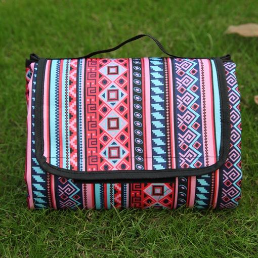 Hot Sale Beach Picnic Blanket, Sand-proof Waterproof Bohemian Briefcase Mat with Handle for Outdoor Travel for Outdoor Travel