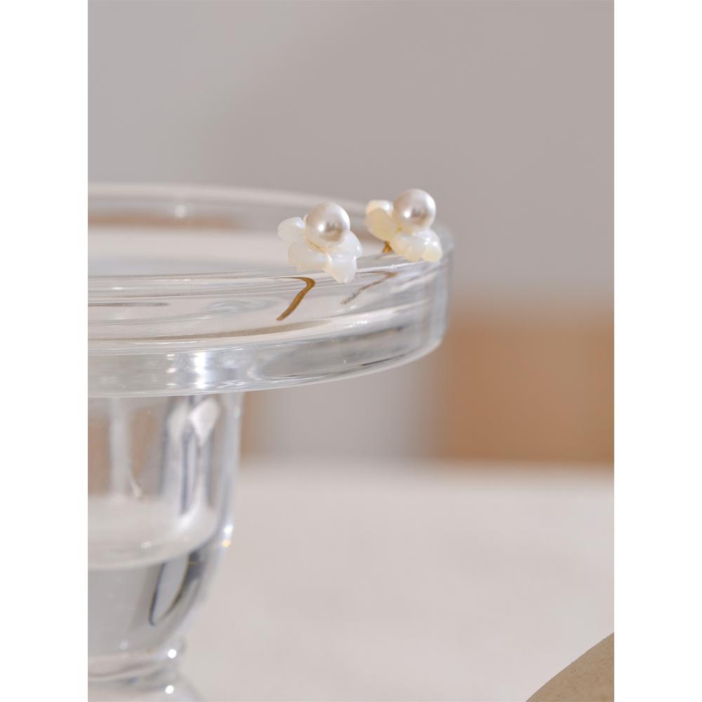 Eetit Оптовая продажа толстых натуральных ракушек с искусственным жемчугом, серьги-гвоздики в виде цветка, повседневные модные шикарные украшения из нержавеющей стали 2025