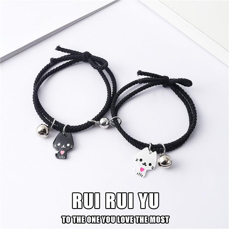 A Pair of Black and White Cat Magnetic Suction Couple Bracelet