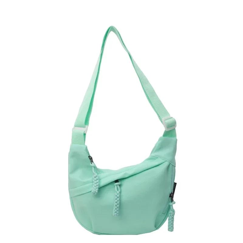 Hobos Повседневная сумка через плечо из цельного нейлона для женщин Простая строчка Популярные сумки через плечо Мода