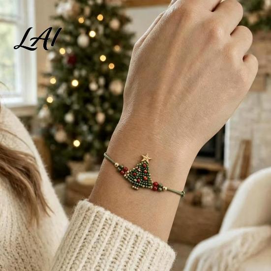 Jewelry Making Kit DIY Christmas Beaded Bracelet Kit Holiday Handmade Craft Supplies Xmas Kids Crafting Supplies Bead for Adults Kids Family