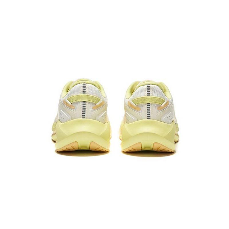 Saucony Phoenix Inferno 3 women low-top casual running shoes white yellow cushioned breathable snug fit versatile S18188-2