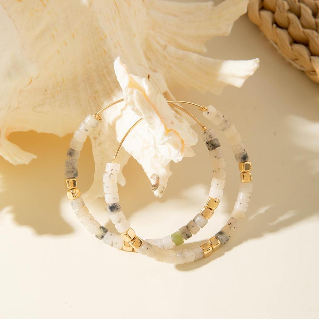 Новые Серьги в Французском Стиле Легкая Роскошь Женские Украшения Ретро Мода Универсальные Серьги Смола Цветное Золото Бусины Ювелирные Изделия