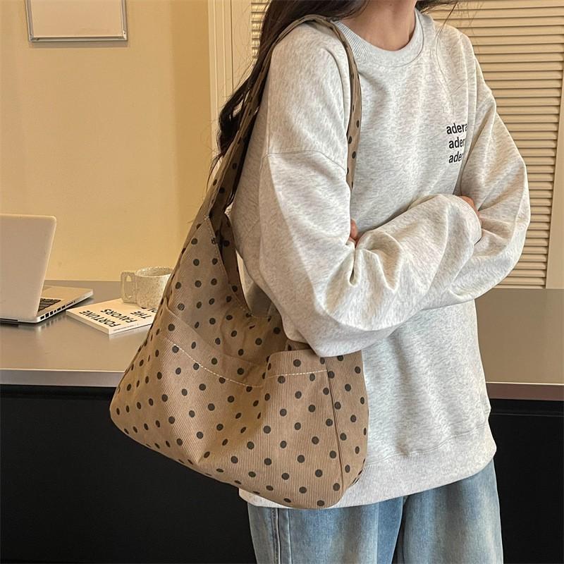 Stylish Polka Dot Nylon Tote Bag Women Lightweight Casual Shoulder With Stitch Detail 20-35L Capacity Fashion