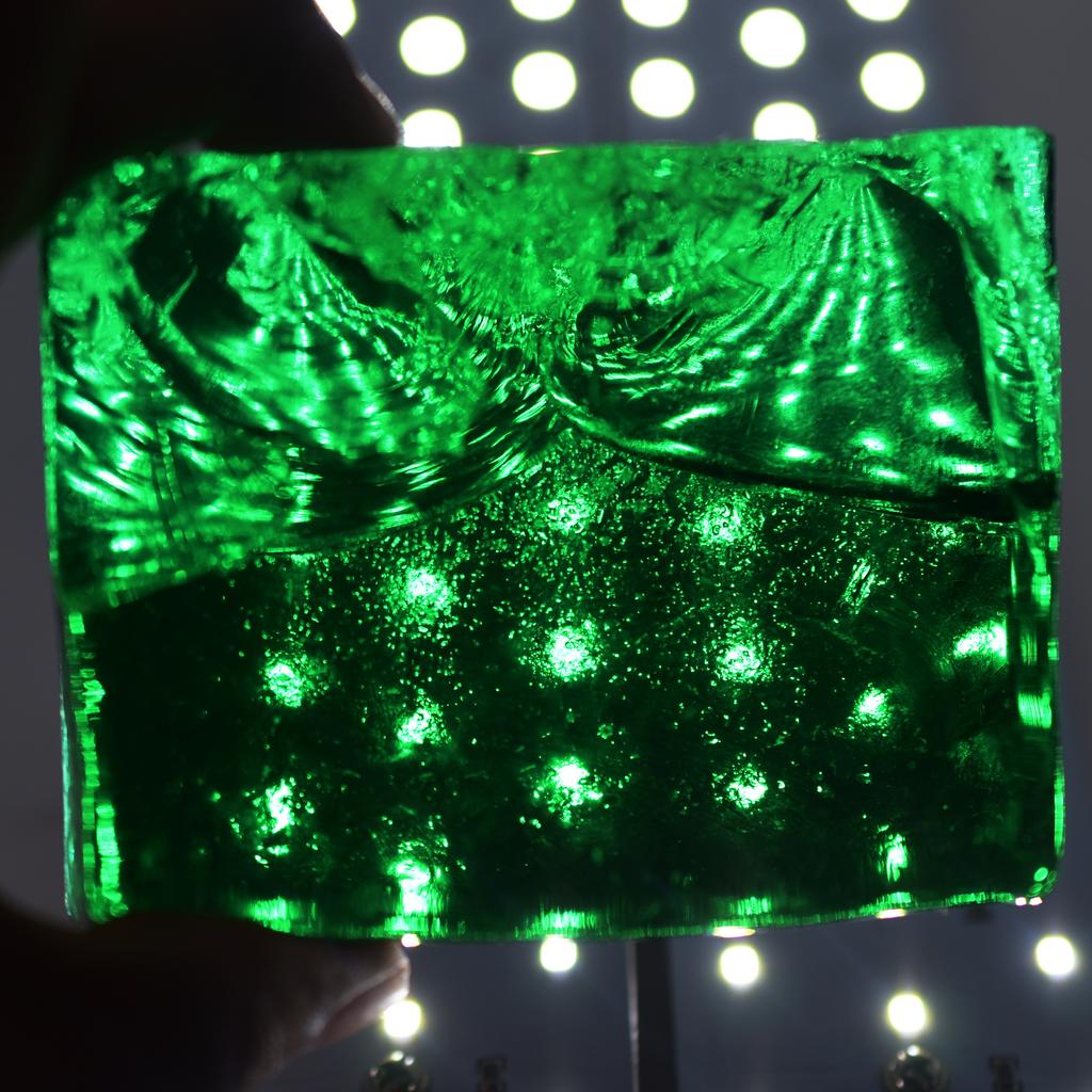 Lab Created Certified Green Emerald Uncut Rough 115.8 Ct Loose Gemstone