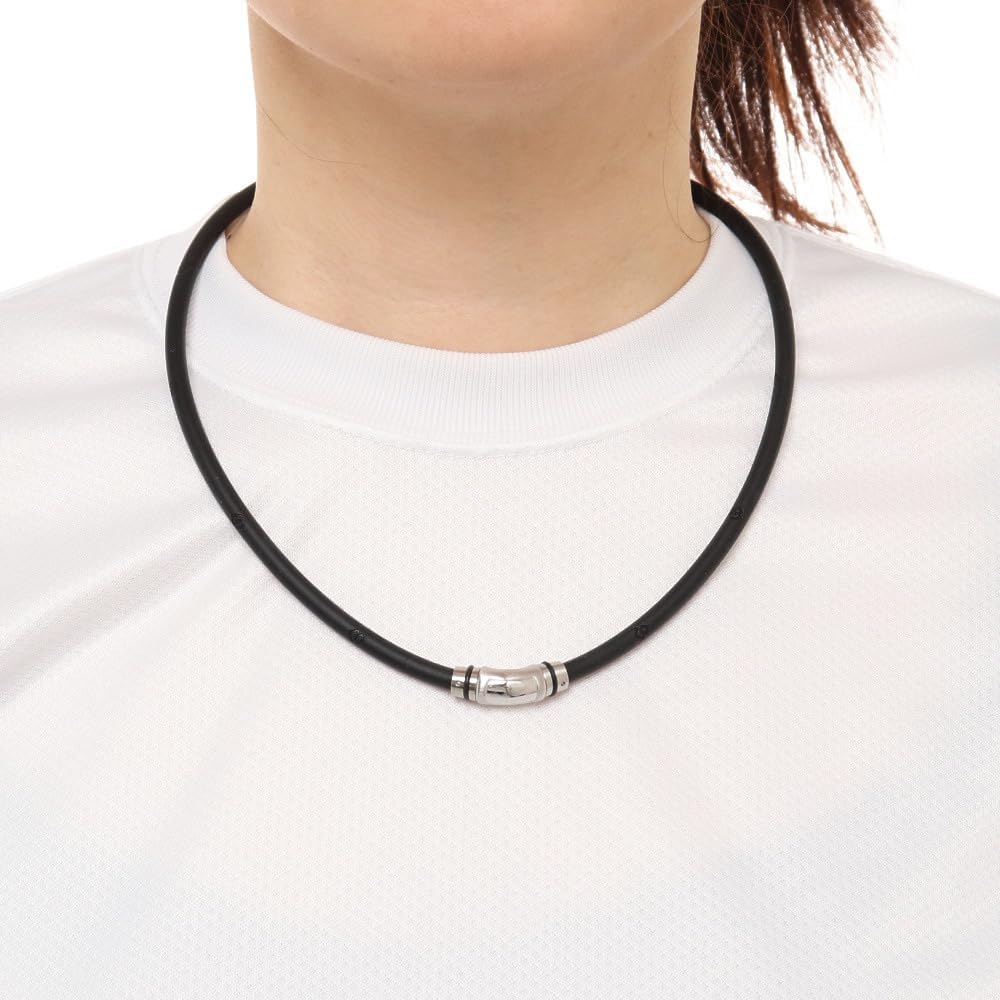Colantotte Crest R EX Necklace Silver Medium Size with Adjustable Length and Lightweight Design