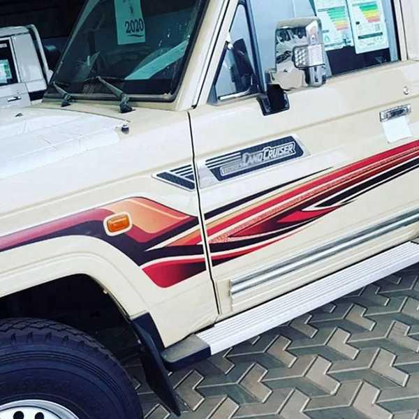 Хромированные наклейки-эмблемы на боковое крыло для Toyota Land Cruiser (4-Pack)