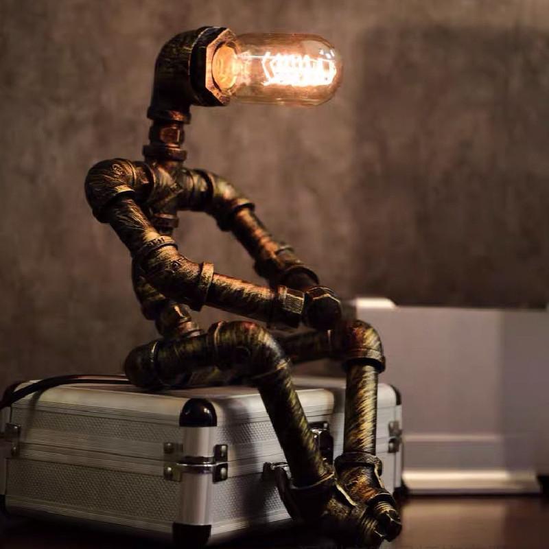 Винтажная промышленная настольная лампа-робот из водопроводных труб Идеально подходит для кофейен и письменных столов