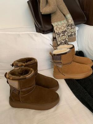 Женские зимние сапоги 2025 новые зимние бархатные на толстой подошве теплые хлопковые туфли нескользящие