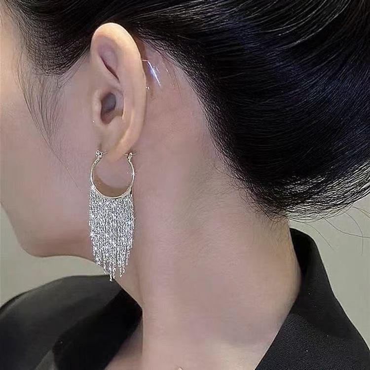 Серьги-кисточки женские модные темпераментные индивидуальные дизайнерские серьги-гвоздики 2023 новые большие серьги серьги