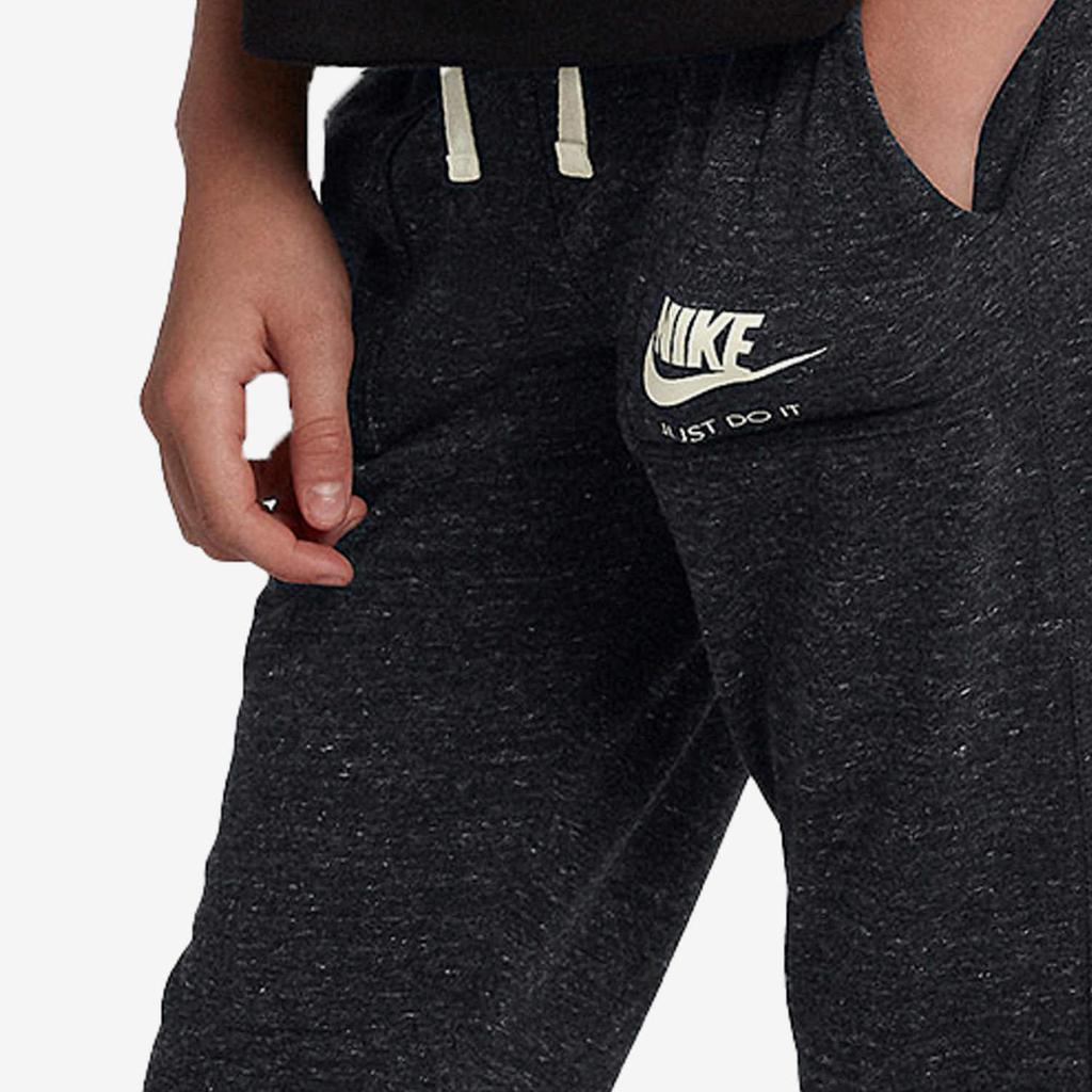 Nike Детские спортивные брюки с логотипом и графическим рисунком, черные 890279-010