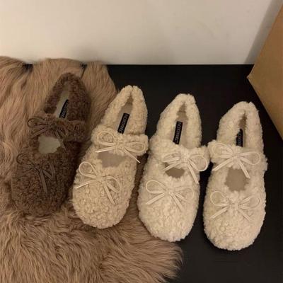 Женская милая пушистая обувь 2025: Новые осенне-зимние балетки с бантом и бархатной подкладкой
