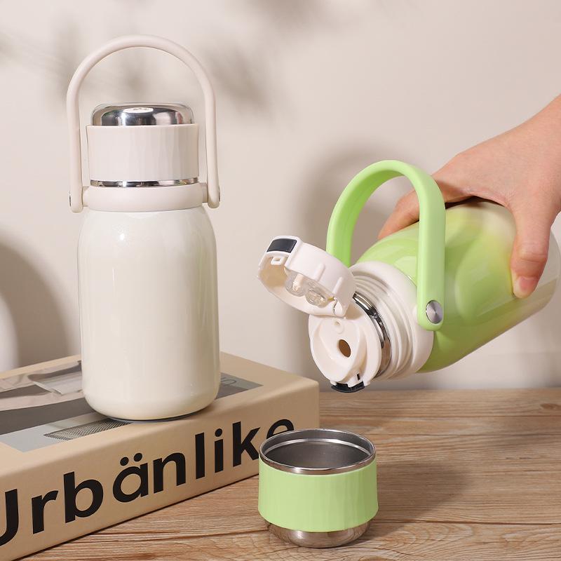 Stylish Large-Capacity Gradient 316 Stainless Steel Insulated Tea Cup, Portable and Convenient.