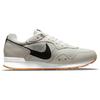 Nike Venture Runner Wide Light Bone Черные мужские кроссовки Серый парус DM8453-011