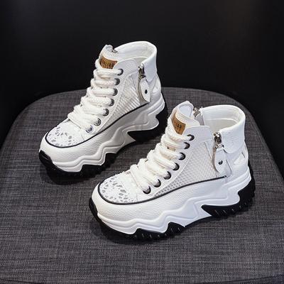 Женские летние 2025 новые кожаные через сетку кроссовки папины ретро легкие с внутренней танкеткой повседневные спортивные туфли сандалии на платформе