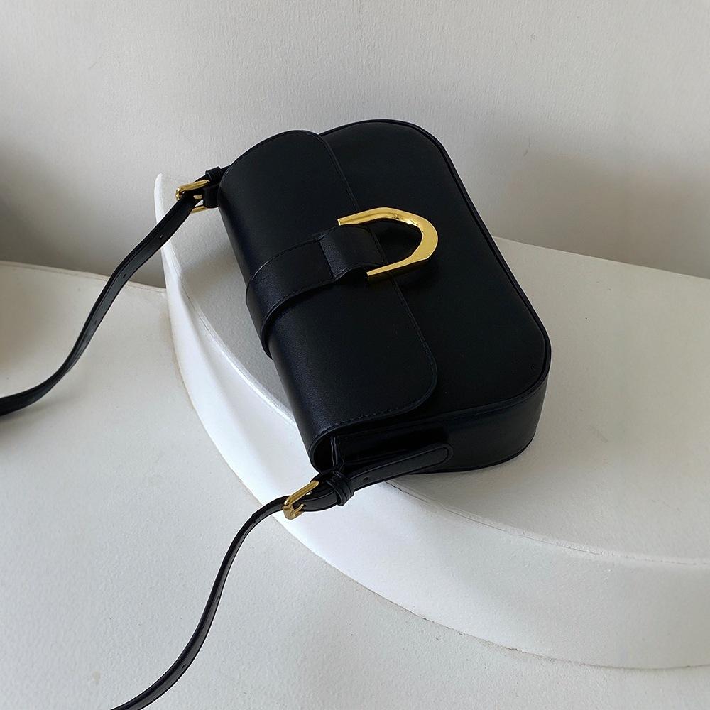 Сумка женская винтажная бордовая с пряжкой в виде подковы модная сумка через плечо на одно плечо