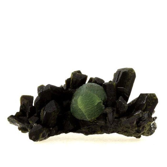 Pierres et Minéraux. Prehnite + Epidote. 735.5 ct. Bendougou, Kayes, Mali.