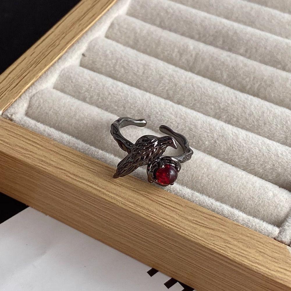 Регулируемое черное кольцо-ворон с красным цирконием, модные кольца-ремесленники Sylus Crow, кольцо для косплея, реквизит, подарок