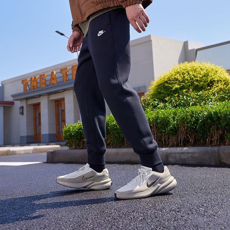 Nike Мужские легкие дышащие кроссовки на толстой подошве Весенняя мода Устойчивые к скольжению спортивные туфли NIKE UPLIFT SC IB2765