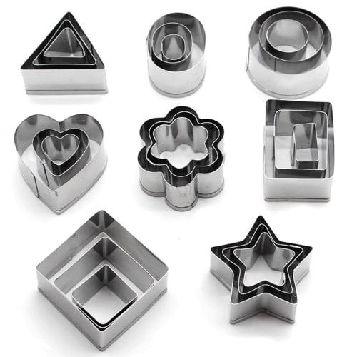 Vivi Bakie 24-Piece Cookie Cutter Set, Biscuit Molds, Square Cookie Cutters, Confectionery Tools, Stainless Steel, Flower and Star Shapes, with Storag
