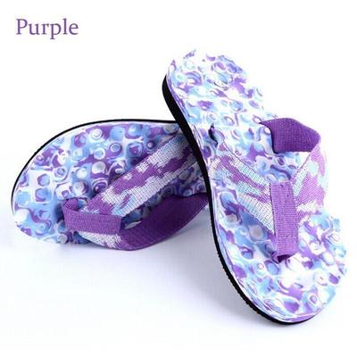 Новые шлепанцы для пары, женские камуфляжные тапочки, повседневные тапочки на плоской подошве, летние пляжные массажные тапочки